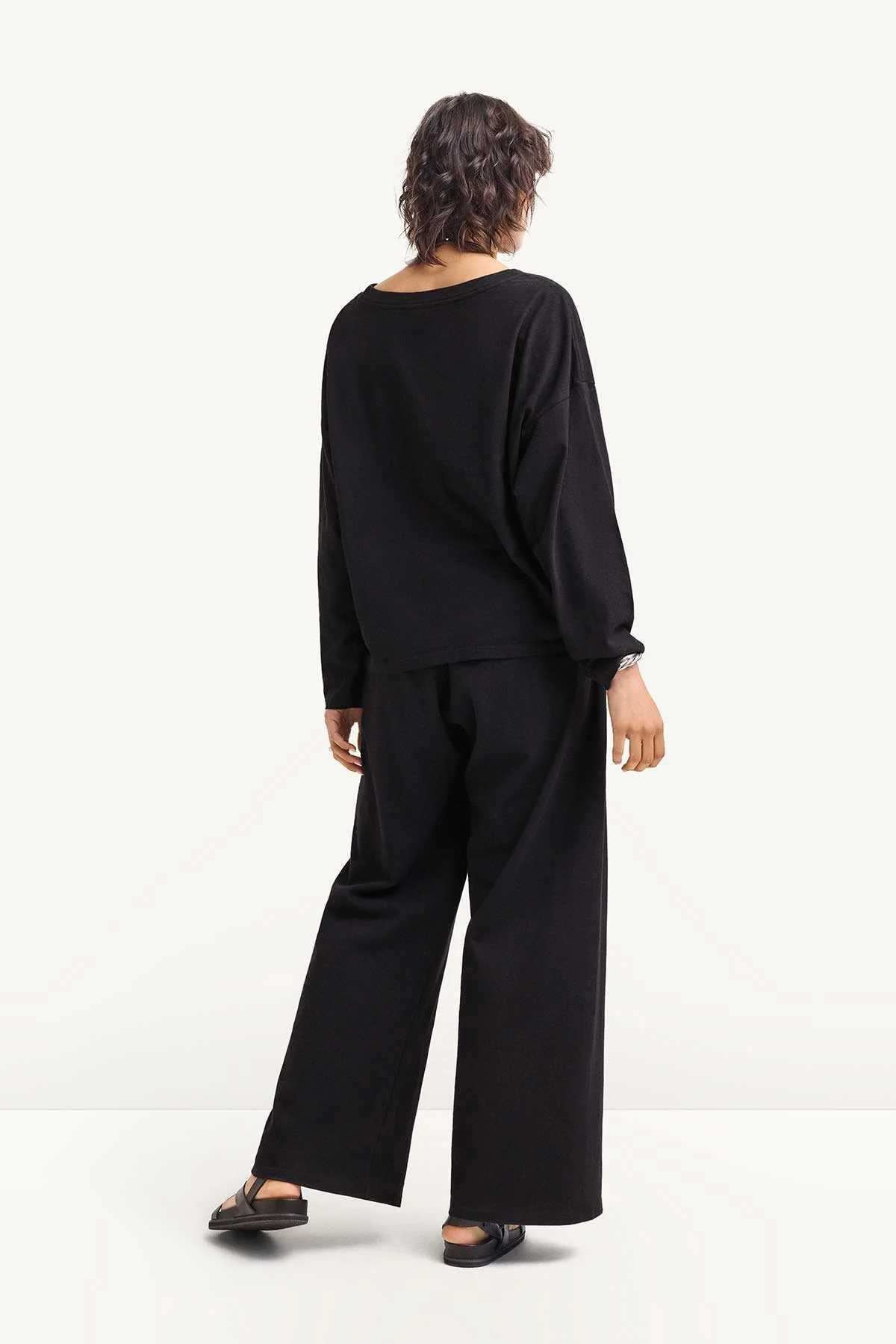 Coast Long Sleeve Crew Neck - Black Cotton Jersey - Image 3