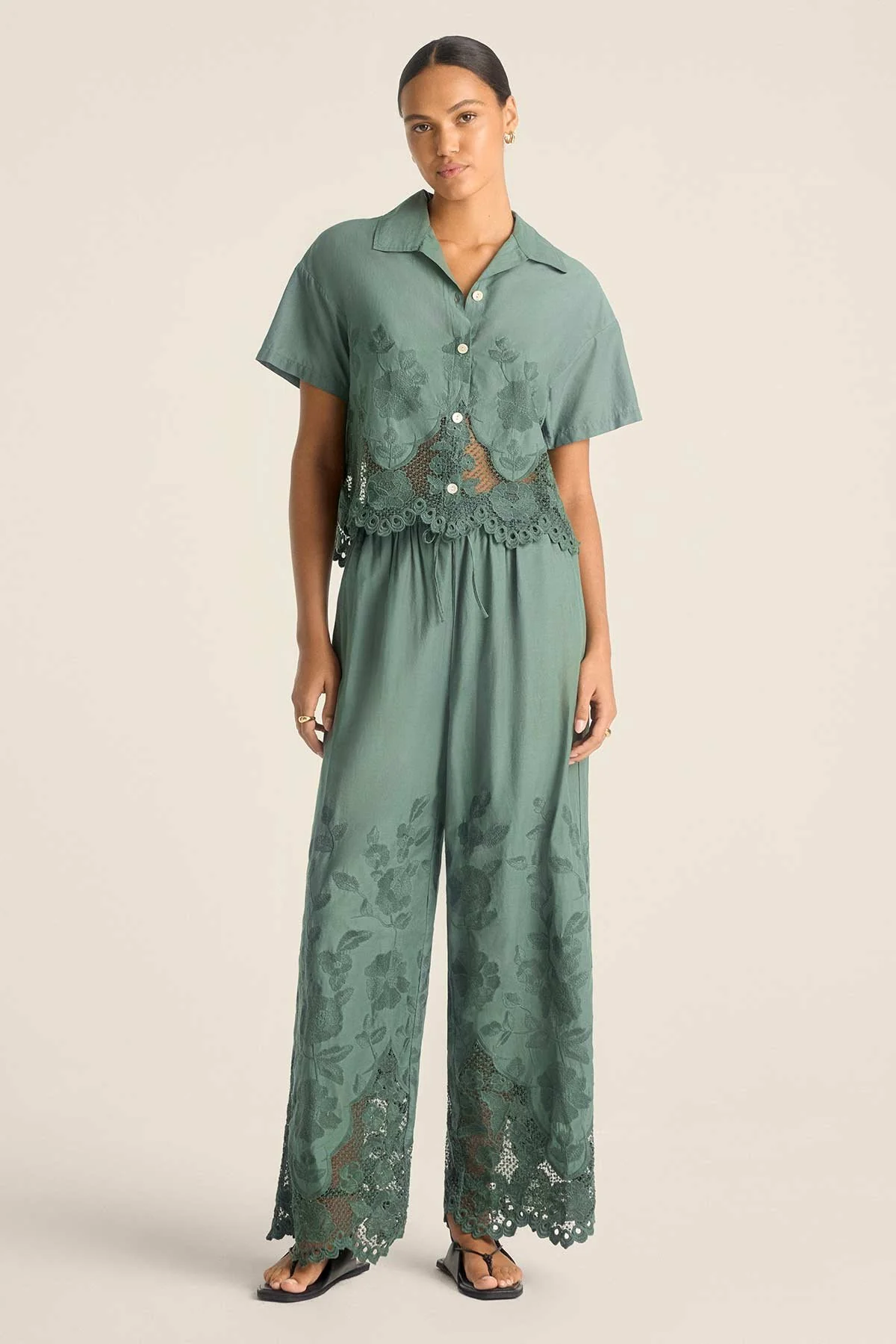 Flora Cropped Shirt - Sea Green Beachside Broderie - Image 2