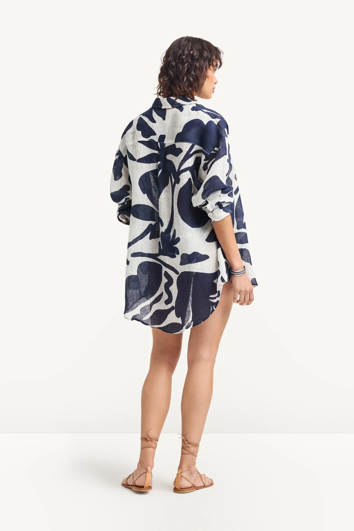 Playa Linen Boyfriend Shirt - Night Flower EcoLinen - Image 4