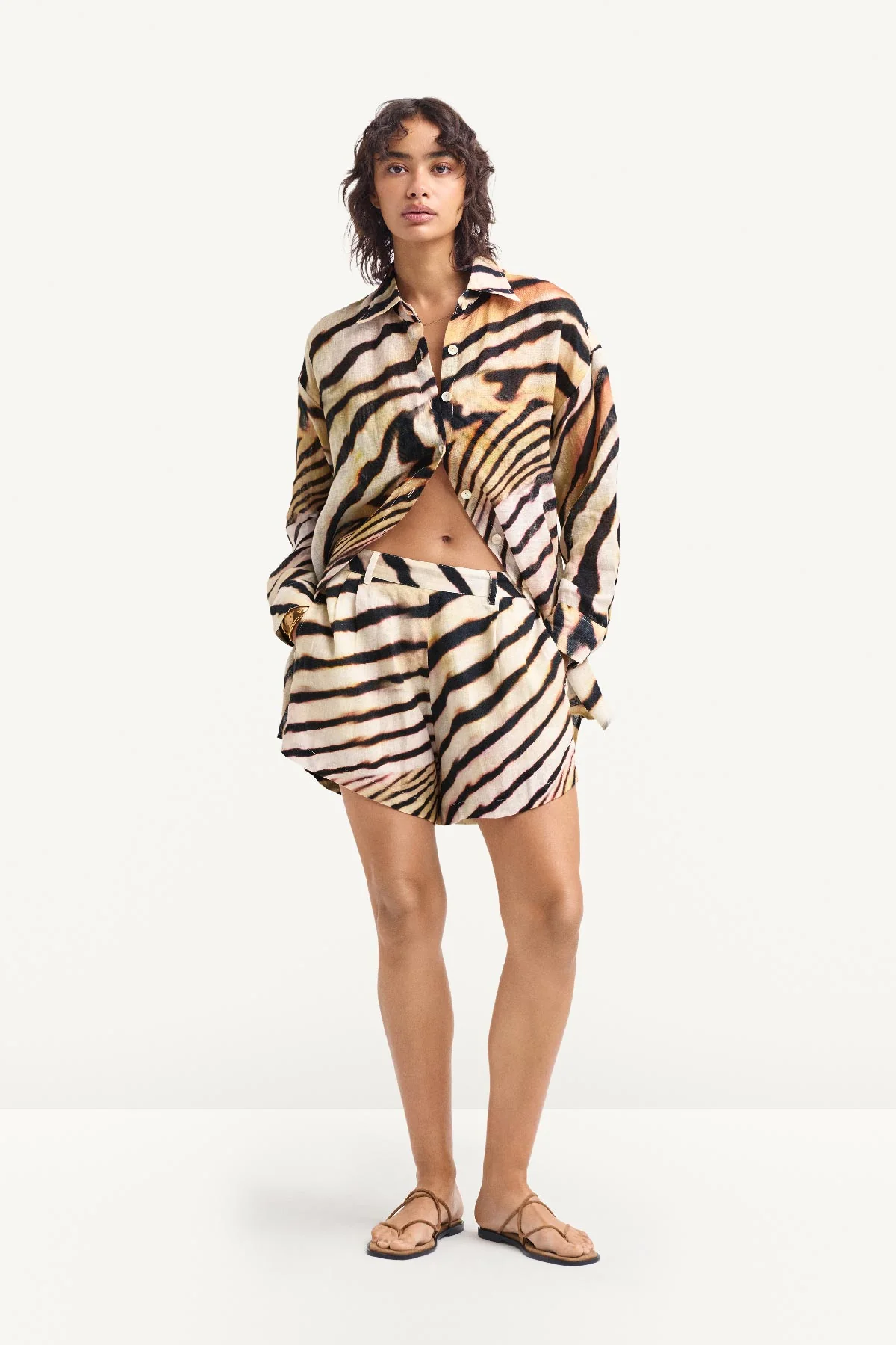 Playa Linen Boyfriend Shirt - Shell Stripe Linen - Image 5