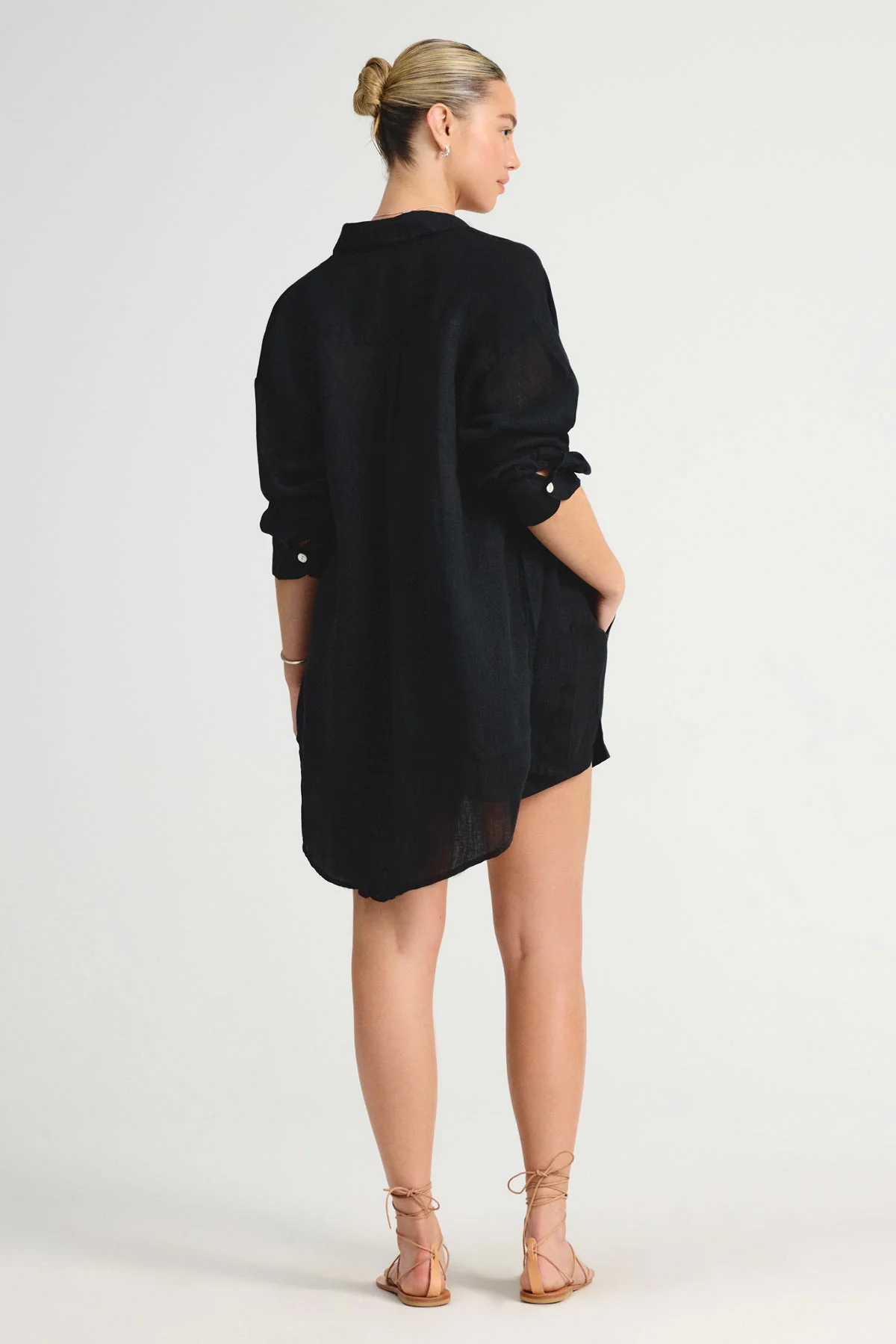 Playa Linen Boyfriend Shirt - Black EcoLinen - Image 6