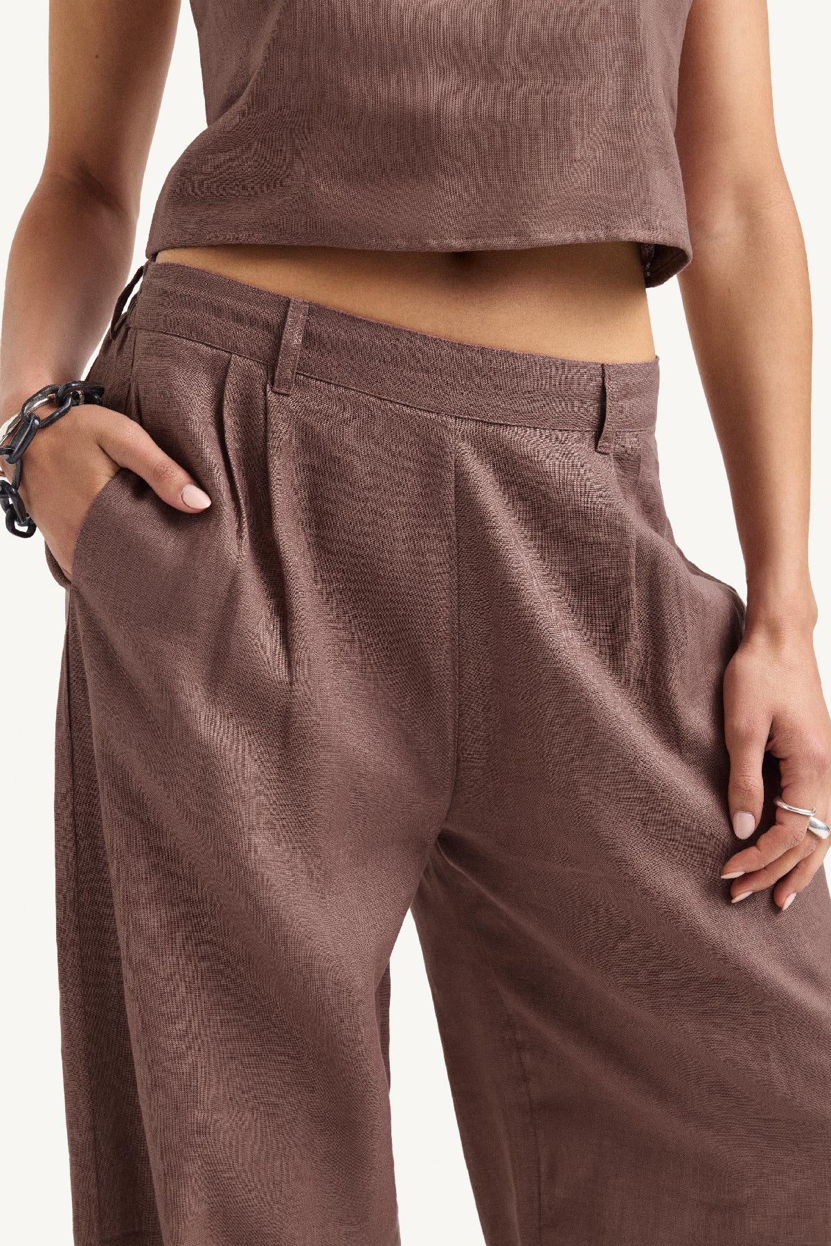 The Getaway Pant - Mocha EcoLinen - Image 3