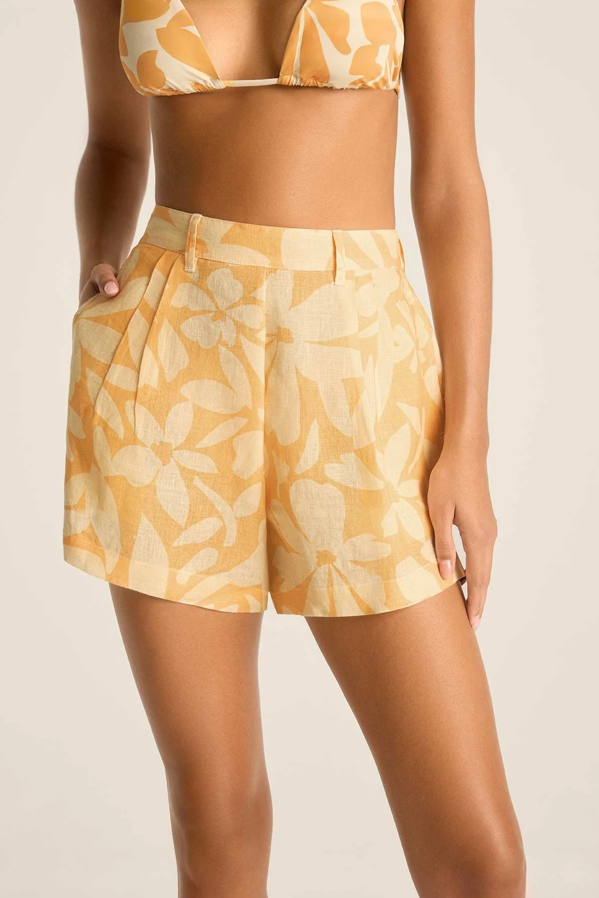 The Getaway Short - Citrus Flower EcoLinen - Image 2